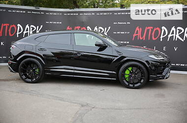 Внедорожник / Кроссовер Lamborghini Urus 2020 в Киеве