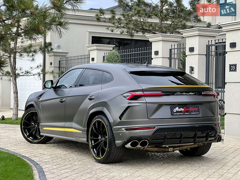 Позашляховик / Кросовер Lamborghini Urus 2022 в Одесі
