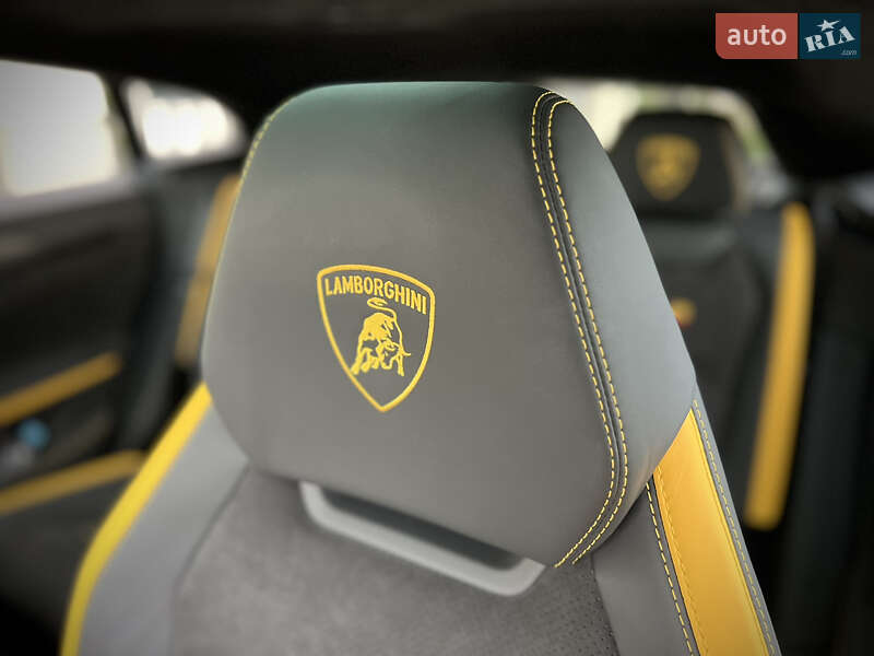 Позашляховик / Кросовер Lamborghini Urus 2022 в Одесі