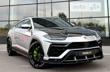 Позашляховик / Кросовер Lamborghini Urus 2020 в  фото 25 Позашляховик / Кросовер Lamborghini Urus 2020 в
