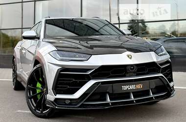 Позашляховик / Кросовер Lamborghini Urus 2020 в  фото 26 Позашляховик / Кросовер Lamborghini Urus 2020 в