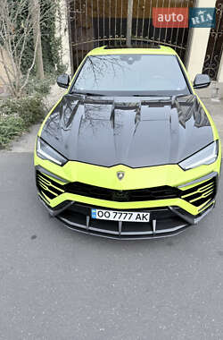 Внедорожник / Кроссовер Lamborghini Urus 2020 в 