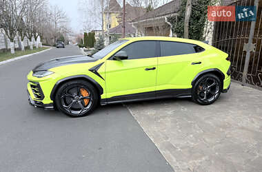 Внедорожник / Кроссовер Lamborghini Urus 2020 в 