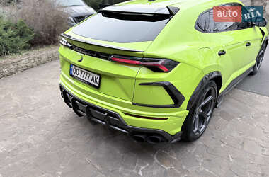 Внедорожник / Кроссовер Lamborghini Urus 2020 в 