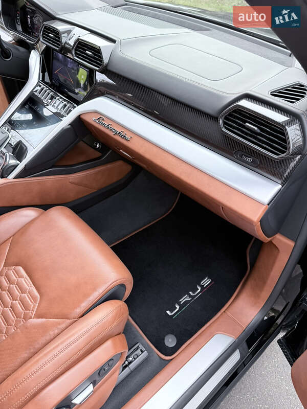 Внедорожник / Кроссовер Lamborghini Urus 2020 в Одессе фото 28 Внедорожник / Кроссовер Lamborghini Urus 2020 в Одессе