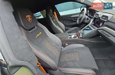Внедорожник / Кроссовер Lamborghini Urus 2023 в 