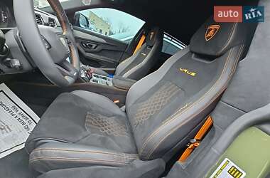 Внедорожник / Кроссовер Lamborghini Urus 2023 в 