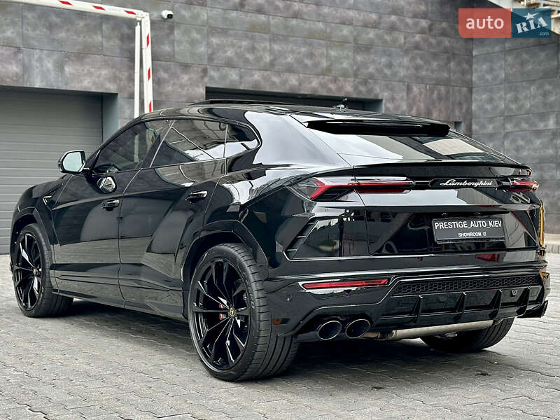 Внедорожник / Кроссовер Lamborghini Urus 2020 в Киеве