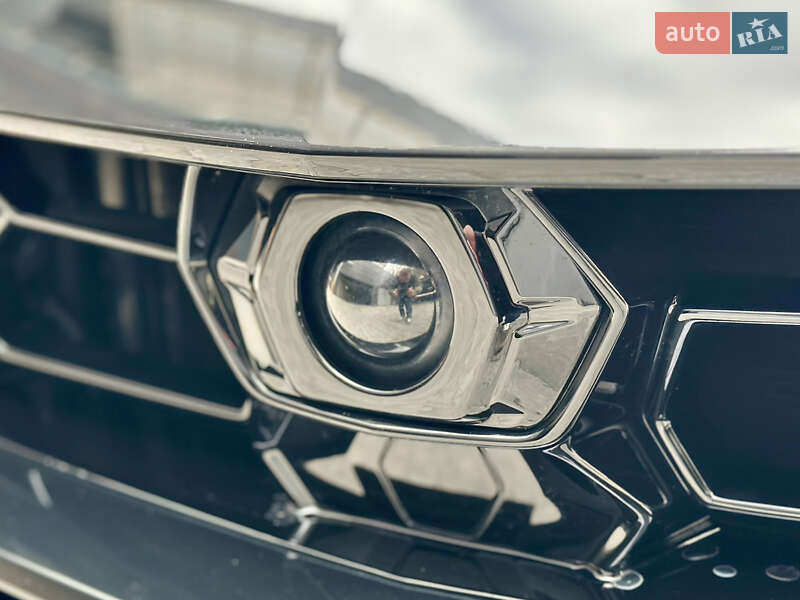 Внедорожник / Кроссовер Lamborghini Urus 2020 в Киеве