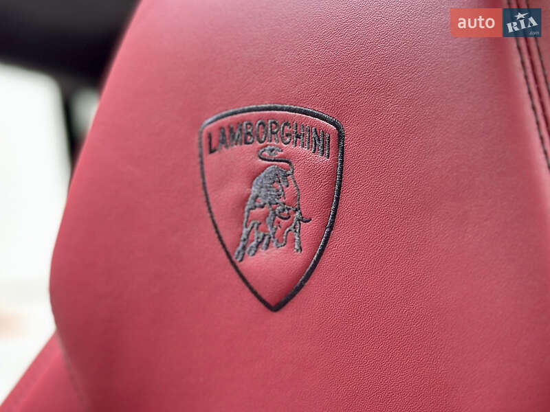Внедорожник / Кроссовер Lamborghini Urus 2020 в Киеве