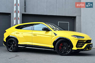 Внедорожник / Кроссовер Lamborghini Urus 2019 в 