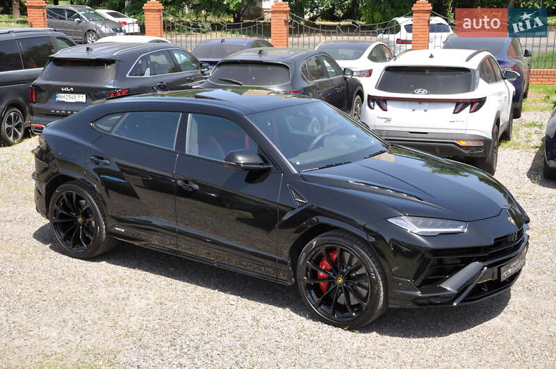 Внедорожник / Кроссовер Lamborghini Urus 2024 в Одессе