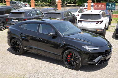 Внедорожник / Кроссовер Lamborghini Urus 2024 в 