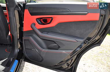 Внедорожник / Кроссовер Lamborghini Urus 2024 в 