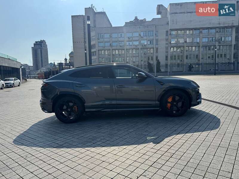 Внедорожник / Кроссовер Lamborghini Urus 2019 в Киеве фото 8 Внедорожник / Кроссовер Lamborghini Urus 2019 в Киеве