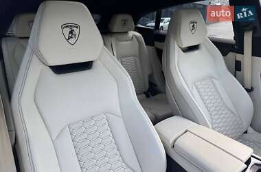 Внедорожник / Кроссовер Lamborghini Urus 2019 в Киеве фото 30 Внедорожник / Кроссовер Lamborghini Urus 2019 в Киеве