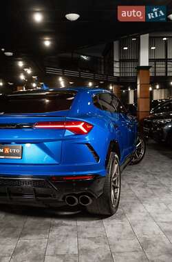 Внедорожник / Кроссовер Lamborghini Urus 2018 в 