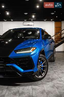 Внедорожник / Кроссовер Lamborghini Urus 2018 в 