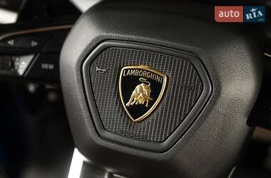 Внедорожник / Кроссовер Lamborghini Urus 2018 в 