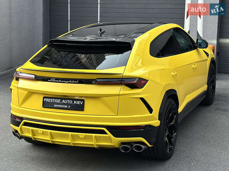 Позашляховик / Кросовер Lamborghini Urus 2019 в Києві