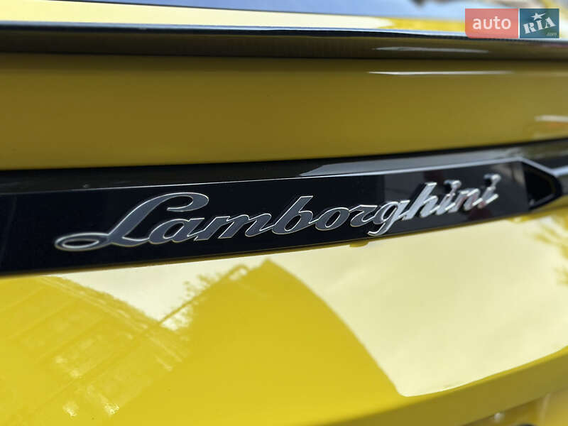 Позашляховик / Кросовер Lamborghini Urus 2019 в Києві
