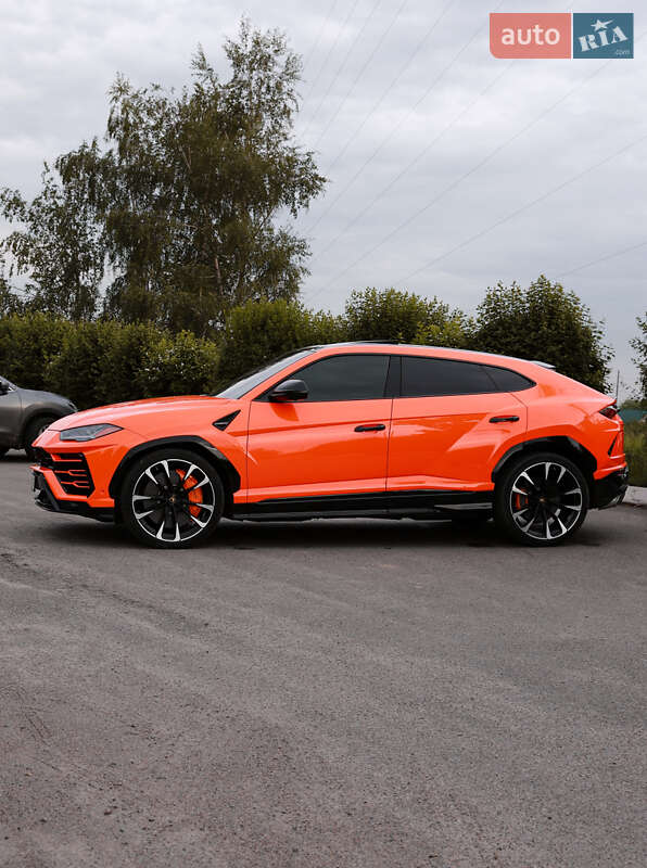 Внедорожник / Кроссовер Lamborghini Urus 2019 в Киеве фото 12 Внедорожник / Кроссовер Lamborghini Urus 2019 в Киеве