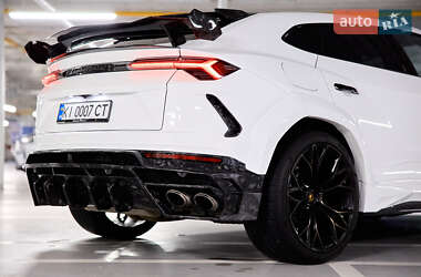 Внедорожник / Кроссовер Lamborghini Urus 2022 в 