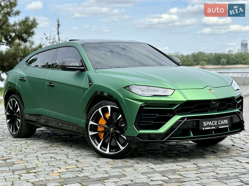Внедорожник / Кроссовер Lamborghini Urus 2020 в Киеве