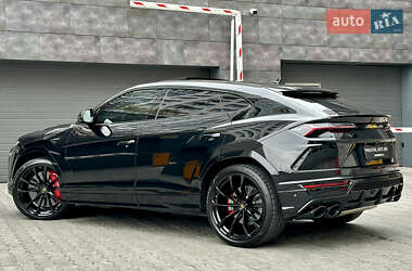 Внедорожник / Кроссовер Lamborghini Urus 2020 в 