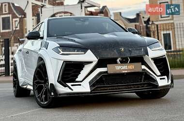 Внедорожник / Кроссовер Lamborghini Urus 2022 в 