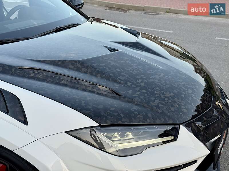 Внедорожник / Кроссовер Lamborghini Urus 2022 в Киеве