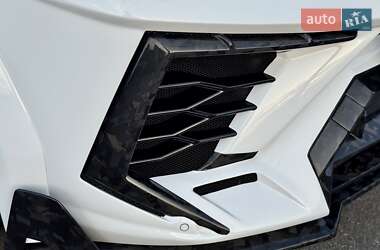 Внедорожник / Кроссовер Lamborghini Urus 2022 в 