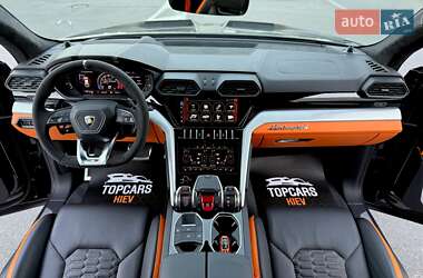 Внедорожник / Кроссовер Lamborghini Urus 2021 в 