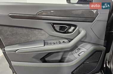 Внедорожник / Кроссовер Lamborghini Urus 2024 в 