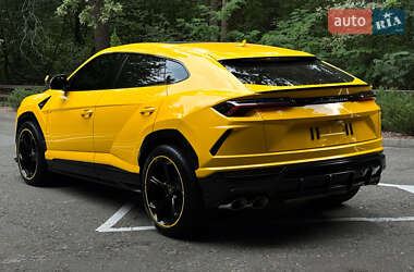 Внедорожник / Кроссовер Lamborghini Urus 2019 в 