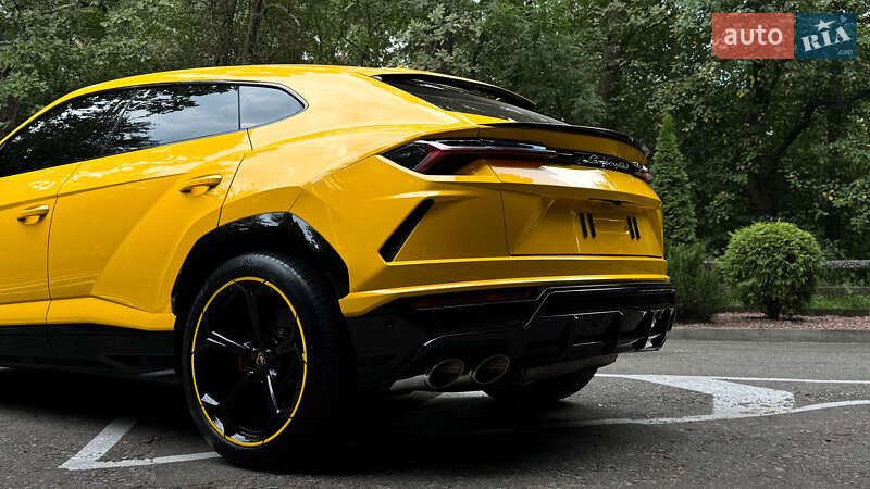 Внедорожник / Кроссовер Lamborghini Urus 2019 в Киеве