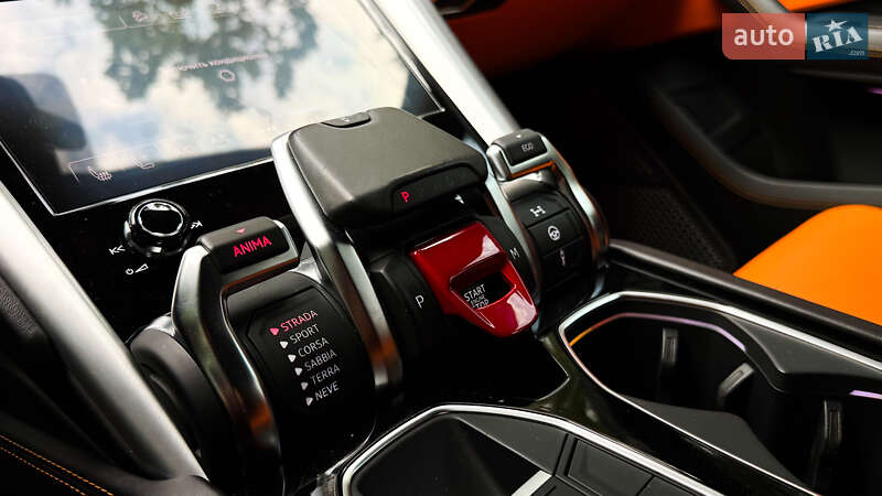 Внедорожник / Кроссовер Lamborghini Urus 2019 в Киеве