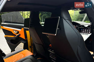 Внедорожник / Кроссовер Lamborghini Urus 2019 в 