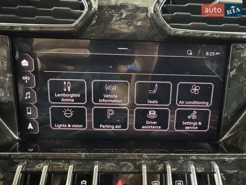 Внедорожник / Кроссовер Lamborghini Urus 2021 в Киеве