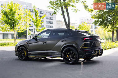 Внедорожник / Кроссовер Lamborghini Urus 2020 в 