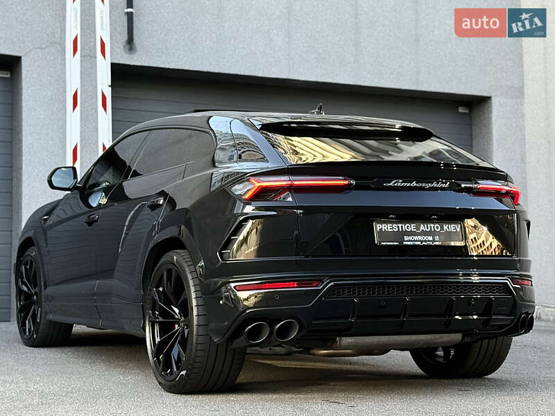 Внедорожник / Кроссовер Lamborghini Urus 2020 в Киеве