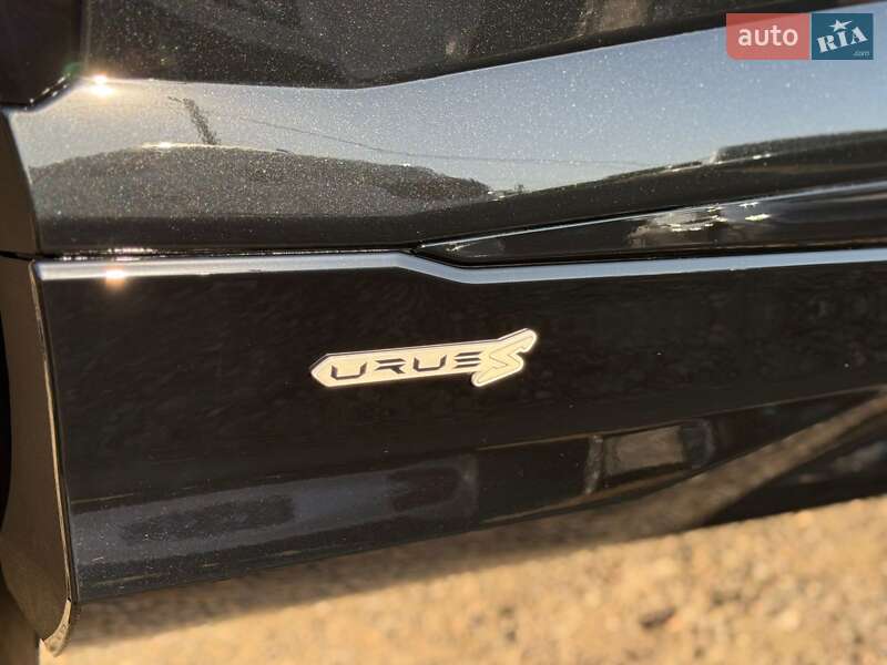 Внедорожник / Кроссовер Lamborghini Urus 2024 в Одессе