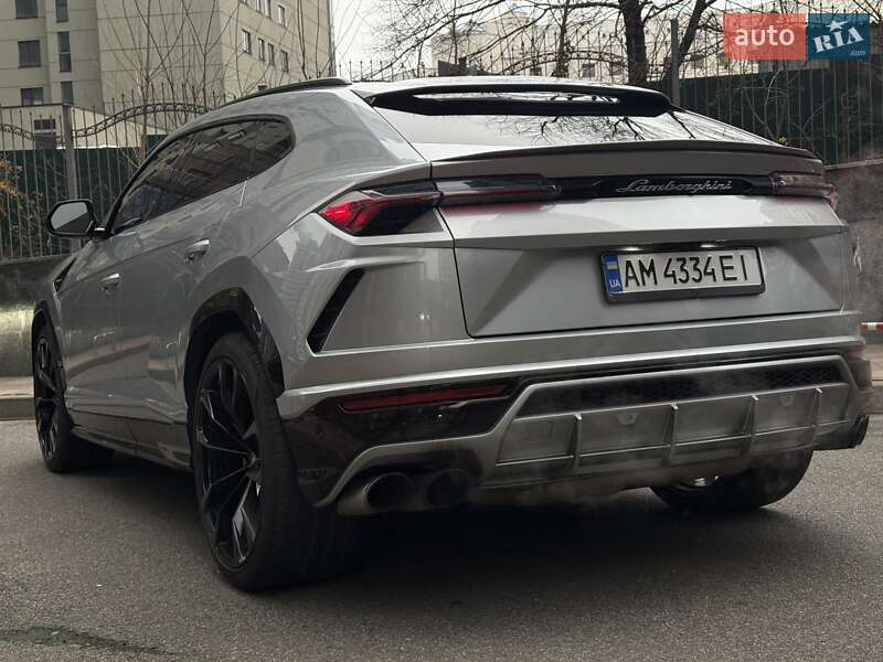 Позашляховик / Кросовер Lamborghini Urus 2020 в Києві фото 11 Позашляховик / Кросовер Lamborghini Urus 2020 в Києві