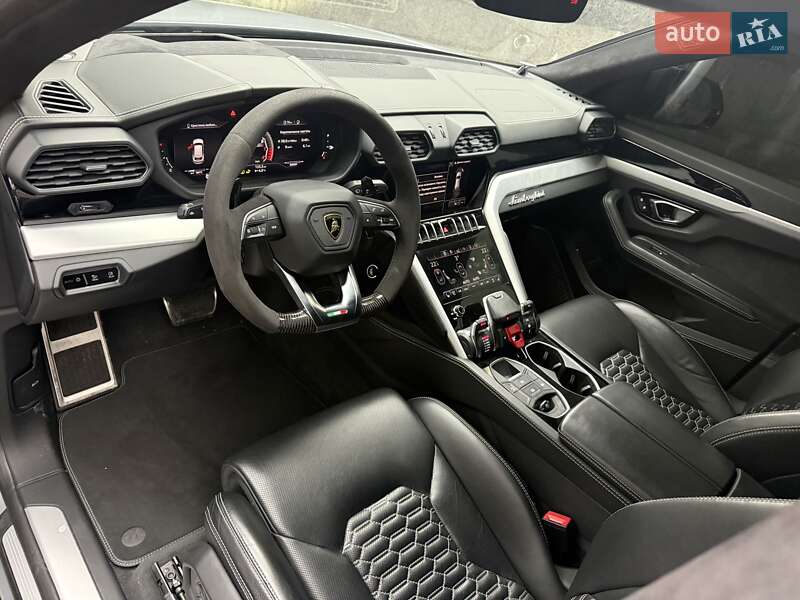 Позашляховик / Кросовер Lamborghini Urus 2020 в Києві фото 14 Позашляховик / Кросовер Lamborghini Urus 2020 в Києві