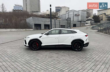 Внедорожник / Кроссовер Lamborghini Urus 2020 в Киеве
