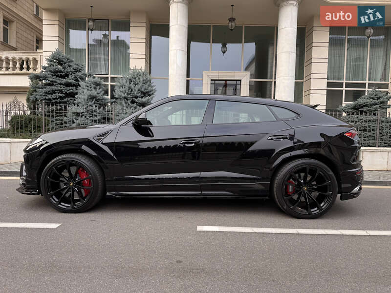 Позашляховик / Кросовер Lamborghini Urus 2022 в Києві