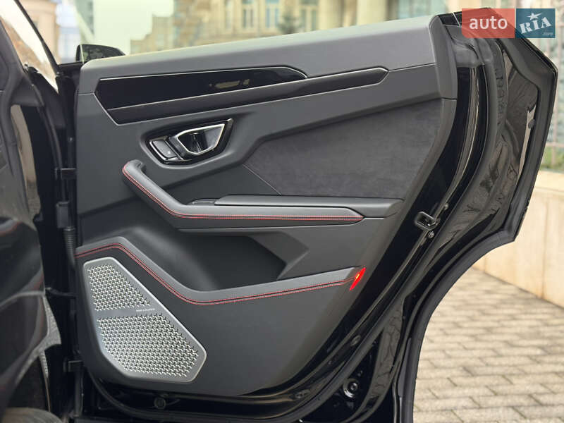 Позашляховик / Кросовер Lamborghini Urus 2022 в Києві