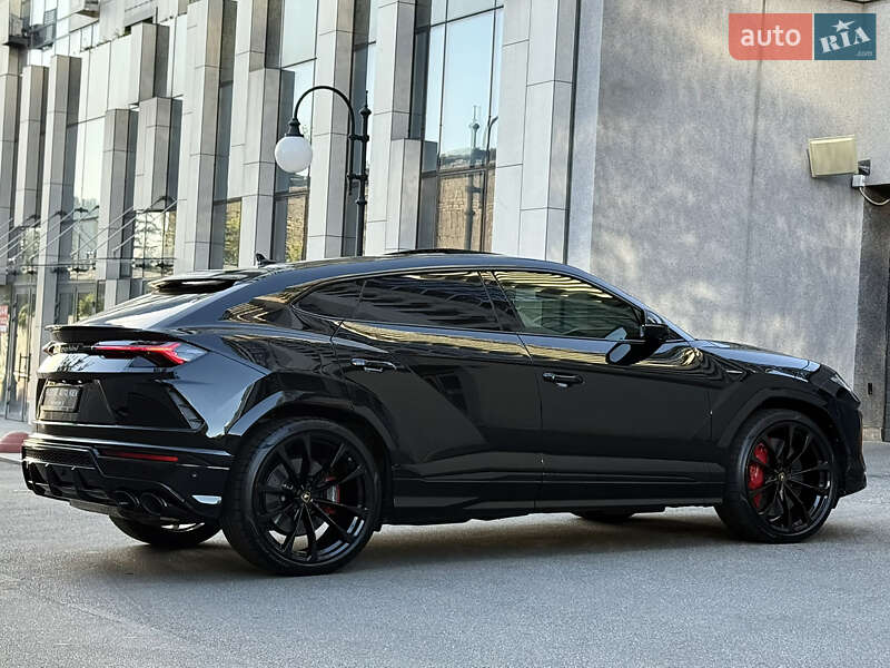Внедорожник / Кроссовер Lamborghini Urus 2020 в Киеве фото 26 Внедорожник / Кроссовер Lamborghini Urus 2020 в Киеве