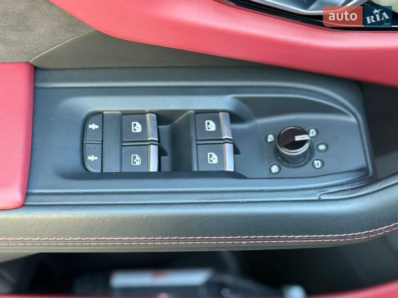 Позашляховик / Кросовер Lamborghini Urus 2020 в Києві