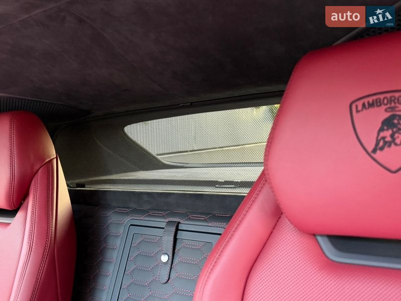 Позашляховик / Кросовер Lamborghini Urus 2020 в Києві